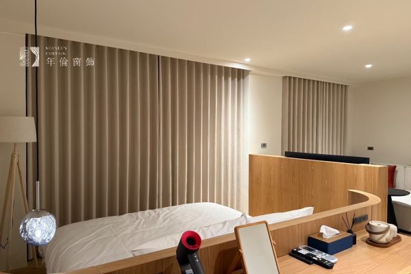 LINE_ALBUM_蛇型簾_260528_10