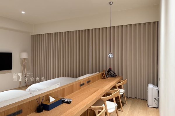 LINE_ALBUM_蛇型簾_260528_8